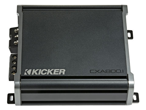 Kicker 46CXA8001 amplifier top view