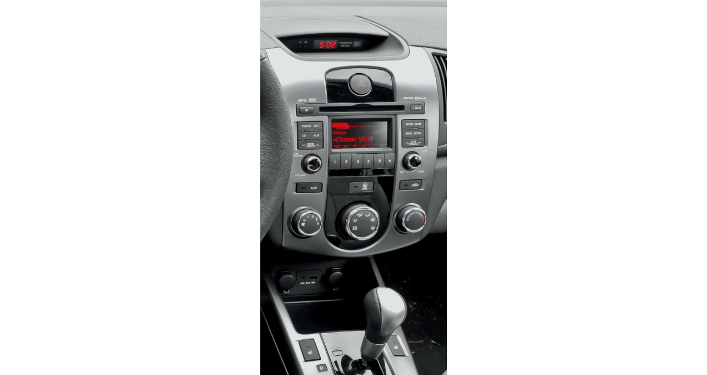 Kia Forte Manual AC Silver 2Din Trimplate 2009 - Image 2