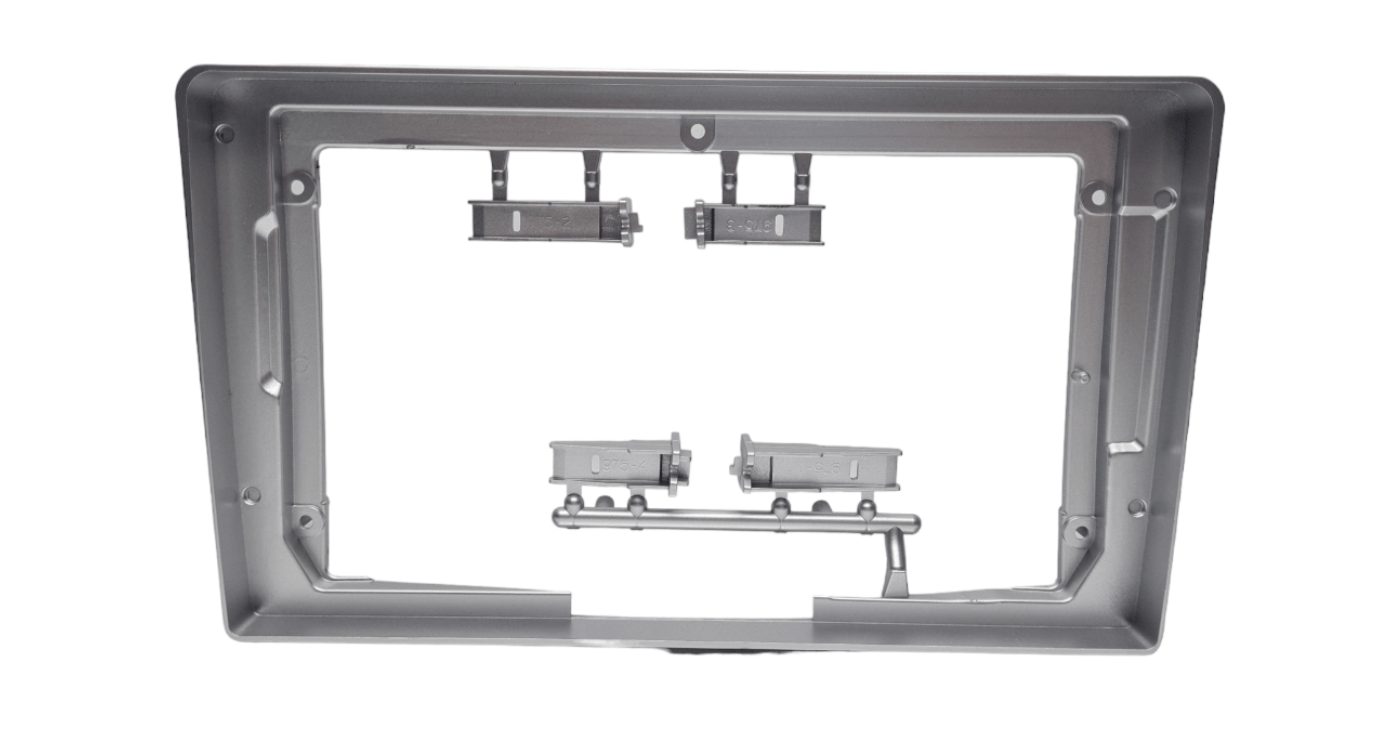 Toyota Verso 7″ with 9″ Trimplate 2009+ Silver with SWC Harness