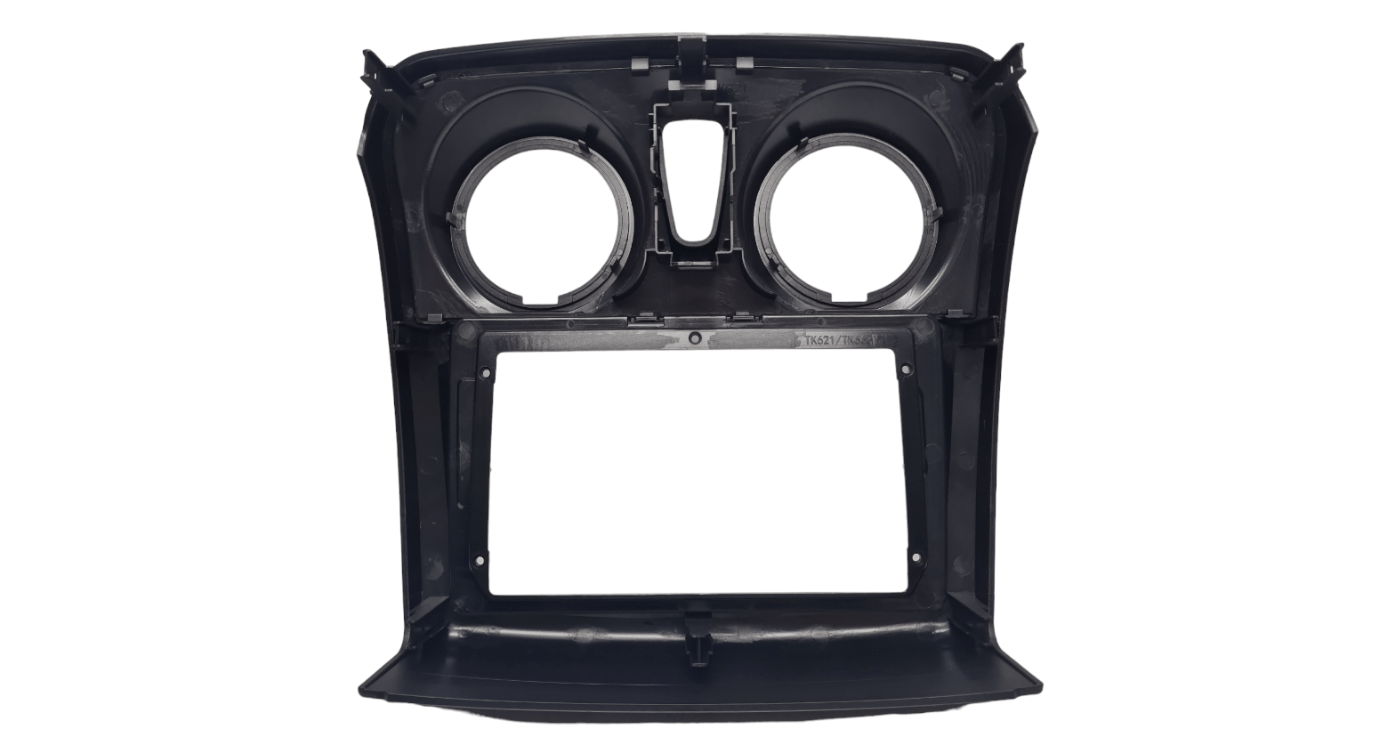 Renault Sandero 9″ Trimplate 2017 with SWC Canbus and Harness - Image 2